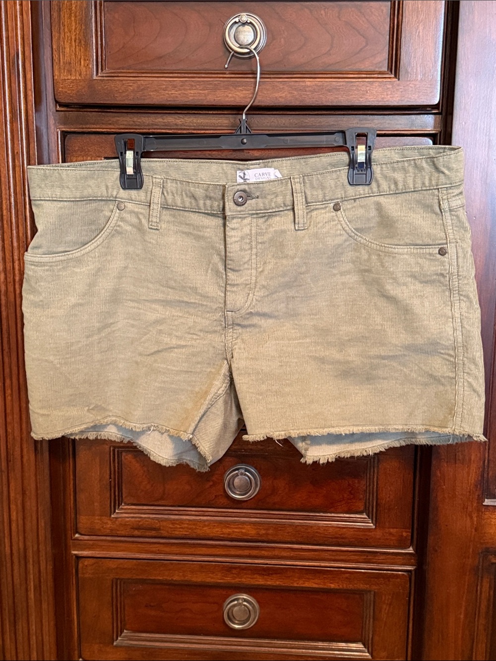 Carve Designs Olive Green Frayed Hem Corduroy Denim Shorts NWOT